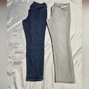 2 Pair Old Navy Super Skinny Size 14P Womens Jeans One Blue One Gray
